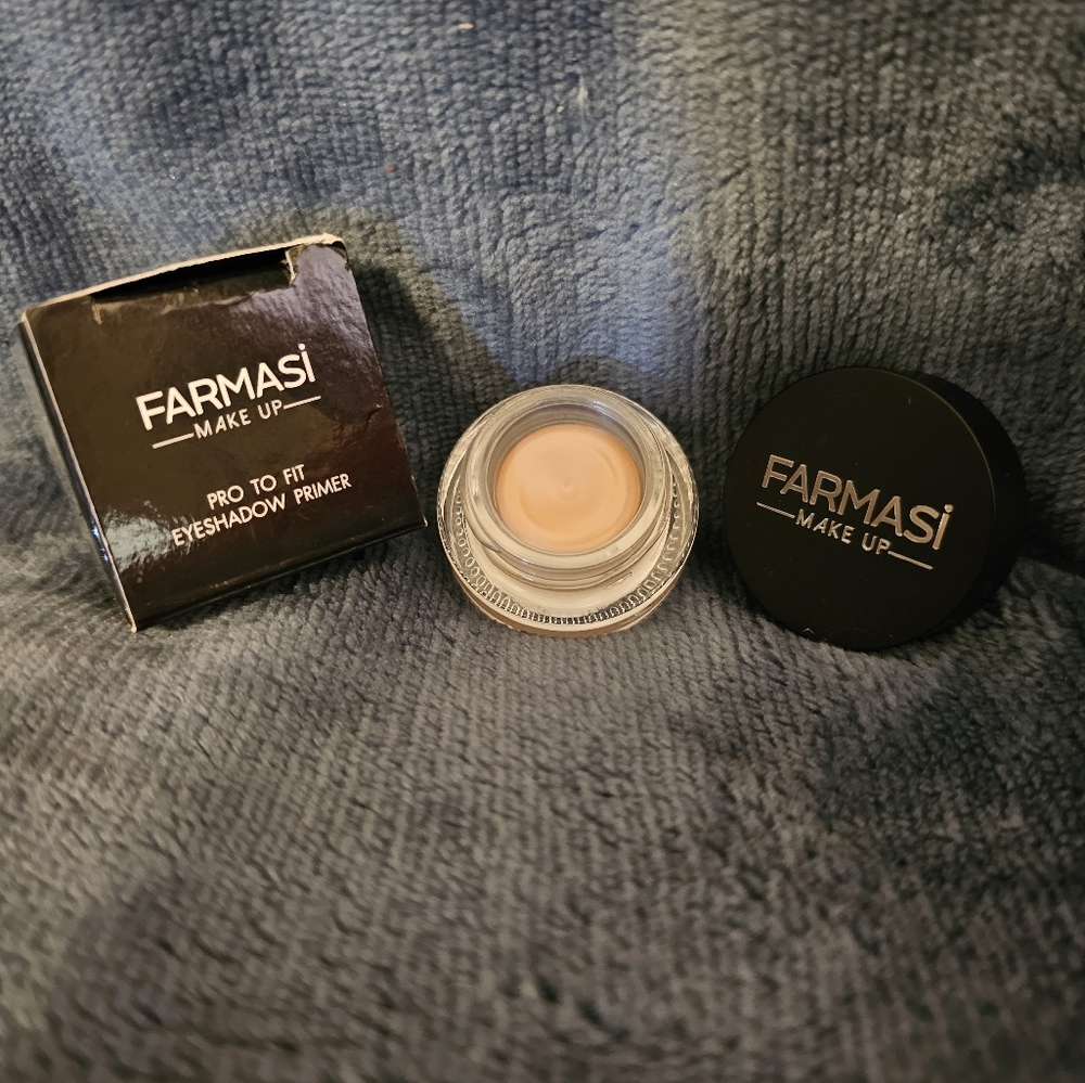 Farmasi  Eyeshadow Primer